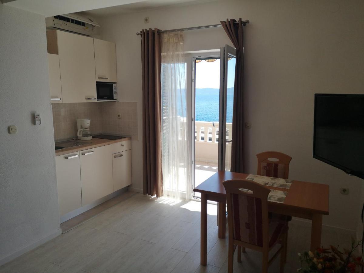 Apartmani California Подгора Екстер'єр фото